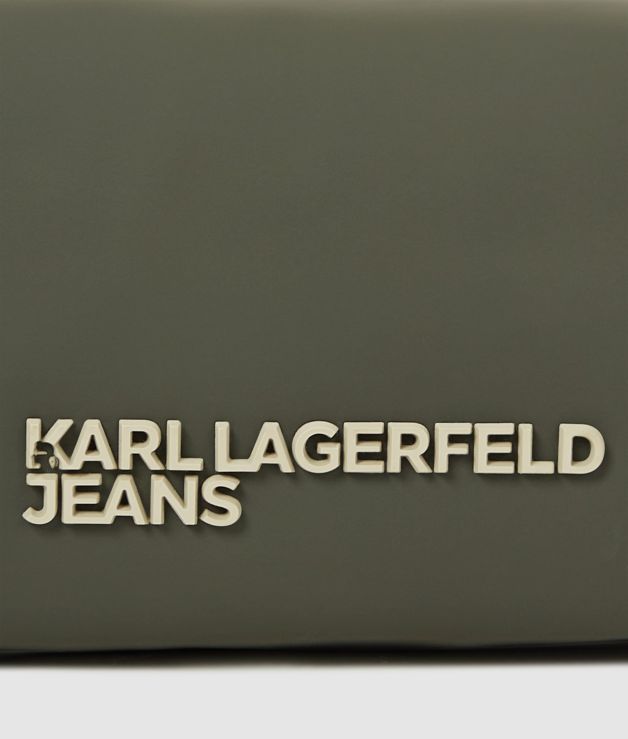 COATED WASHBAG - Image 2