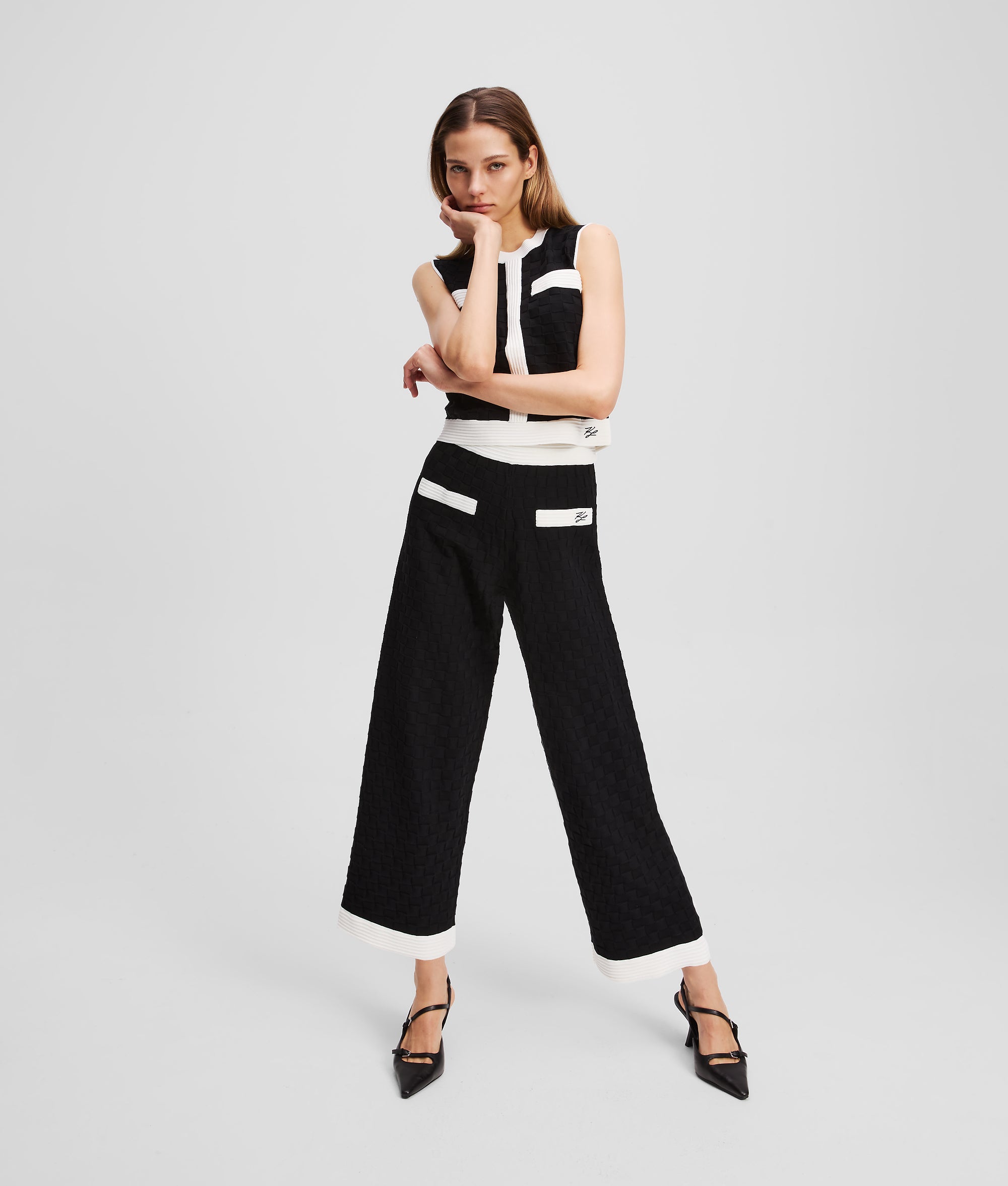 CONTRAST PIPING KNITTED PANTS - Image 4